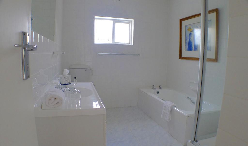 Bamboo Beach Seaside House Hotel Hermanus Buitenkant foto